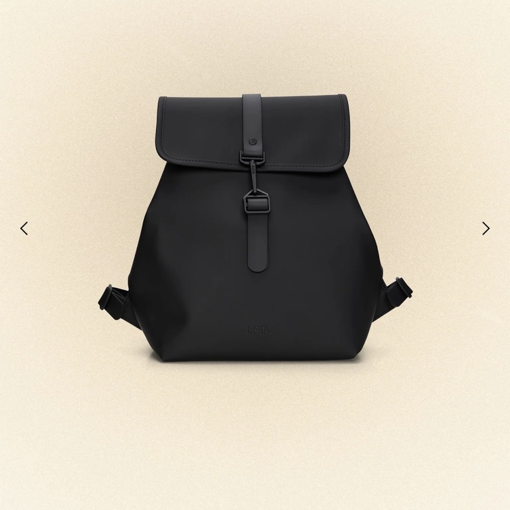 Rains Bucket Backpack, Black